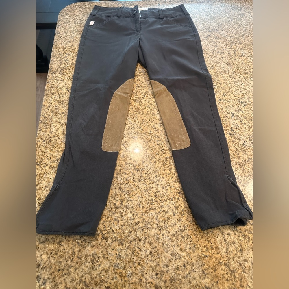 The Tailored Sportsman English Riding Habits size 28 in Grey